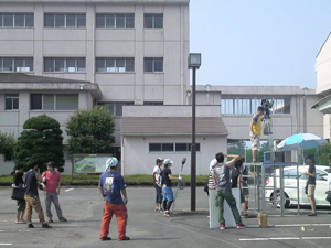 『女子高大パニック』の撮影風景。