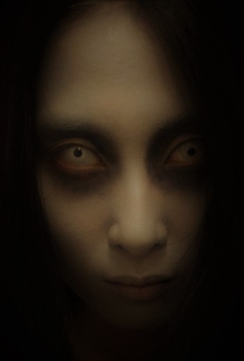 鴨志田媛夢幽霊